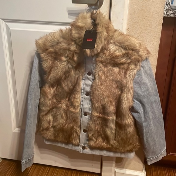 Levi’s jacket - Picture 1 of 10